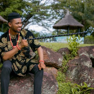 IGBO ATTIRE: ISI AGU
